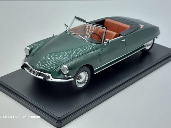 Citroen DS 19 Cabriolet 1963 WhiteBox 1/24