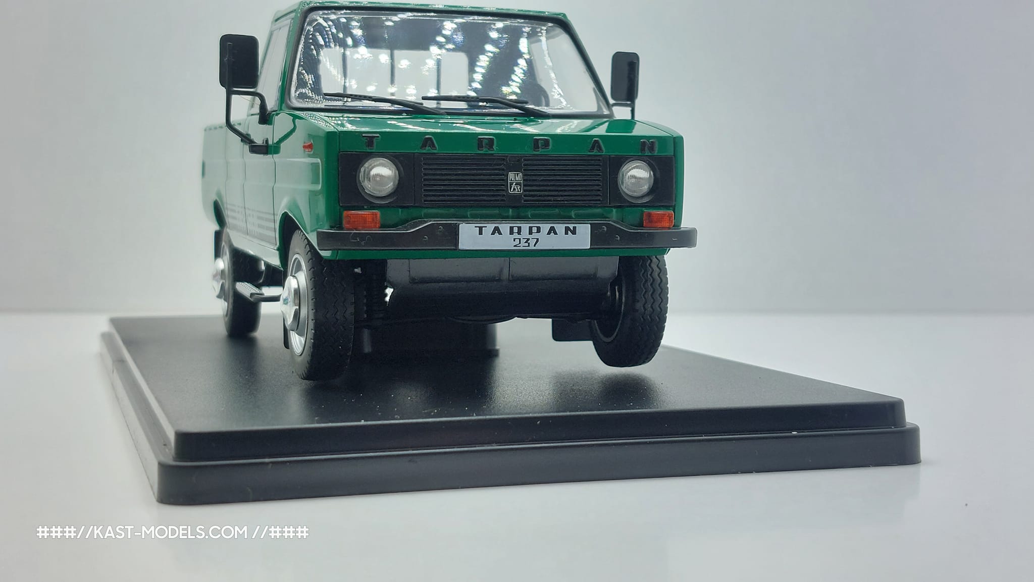 Tarpan 237 1983 Special-H 1/24 - Image 2