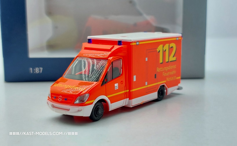 Mercedes Sprinter FIRE RIETZE 1/87 - Image 2