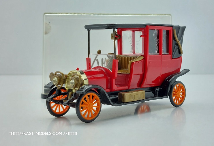 Isotta Fraschini 1909 Politoys Made in Italy 1/45