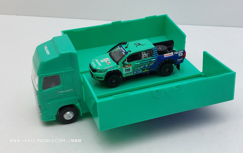 Toyota Hilux 2017 Falken TARMAC 1/64