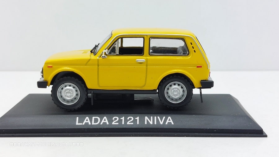 Lada 2121 NIVA Special 1/43 - Image 2