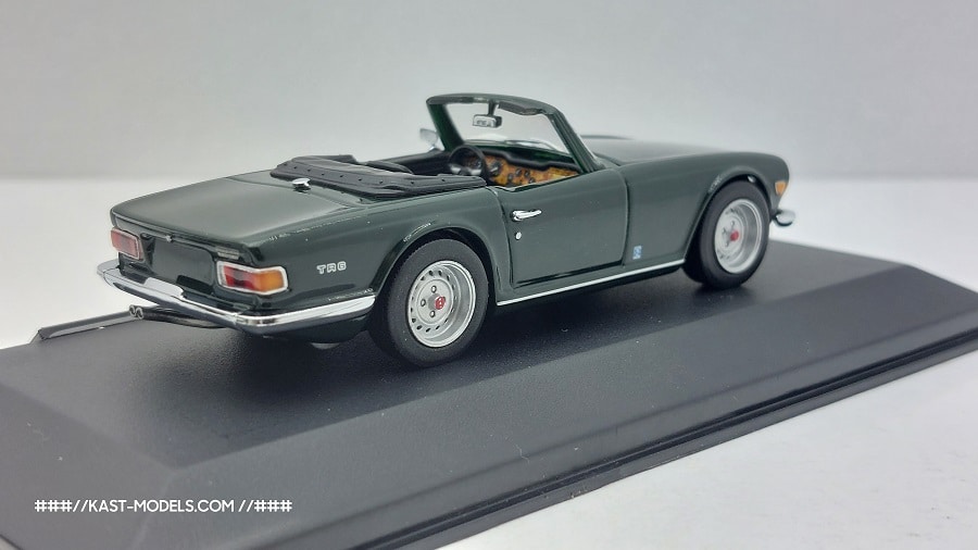 Triumph TR6 1968 Minichamps 1/43 - Image 3