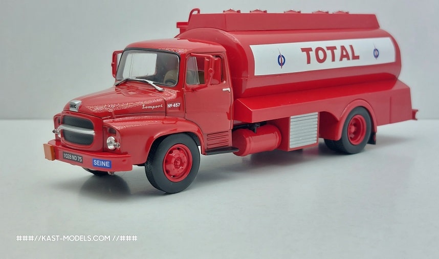 MINIATURE UNIC ZU izoard velosolex garage 1/43 EUR 15,00 - FR