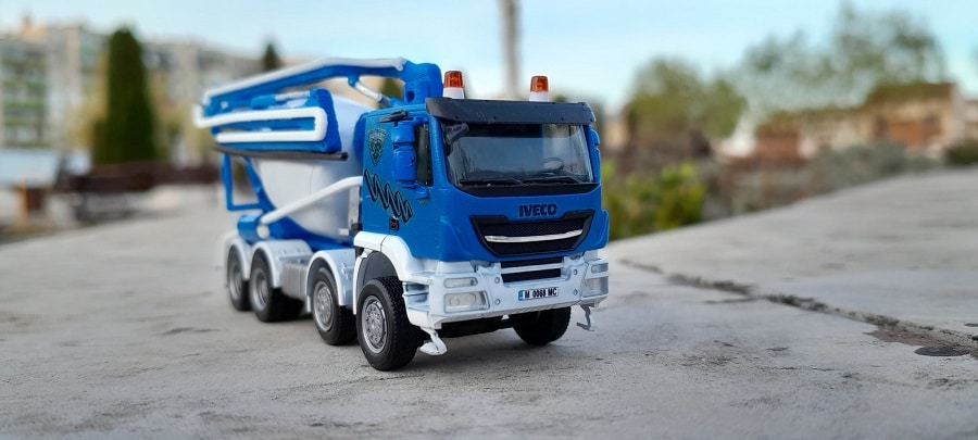 Iveco Trakker AD410T41 2020 Special+Herpa 1/87