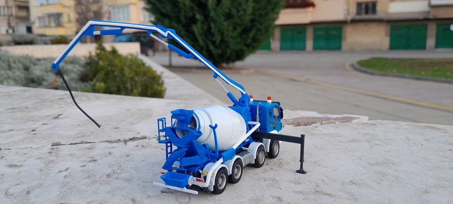 Iveco Trakker AD410T41 2020 Special+Herpa 1/87 - Image 6