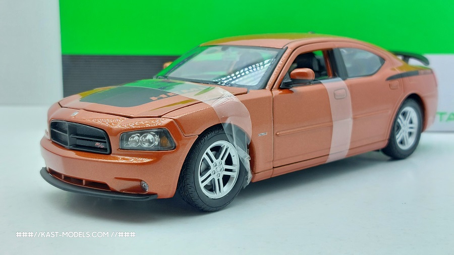 Dodge Charger R/T HEMI Welly 1/24
