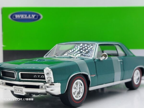 Pontiac GTO Hardtop Coupe 1965 Welly 1/24