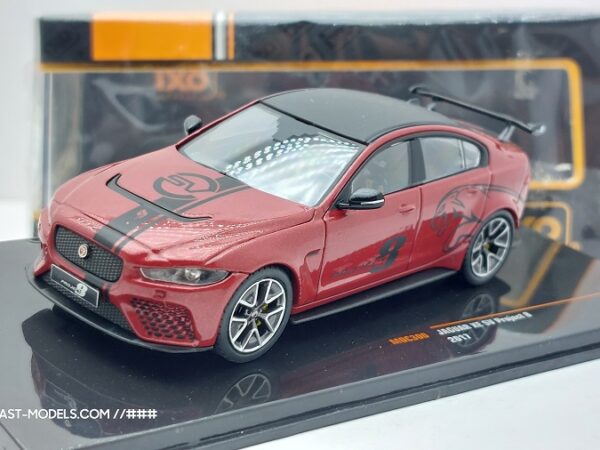 Jaguar XE SV Project 8 2007 IXO 1/43